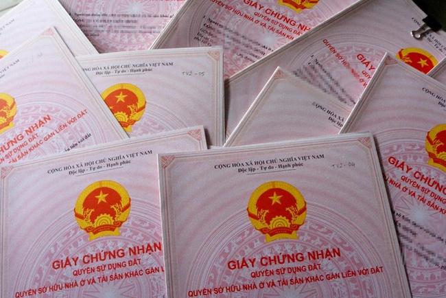 giay-to-gia-cong-cu-huu-dung-trong-lua-dao-mua-ban-nha-dat